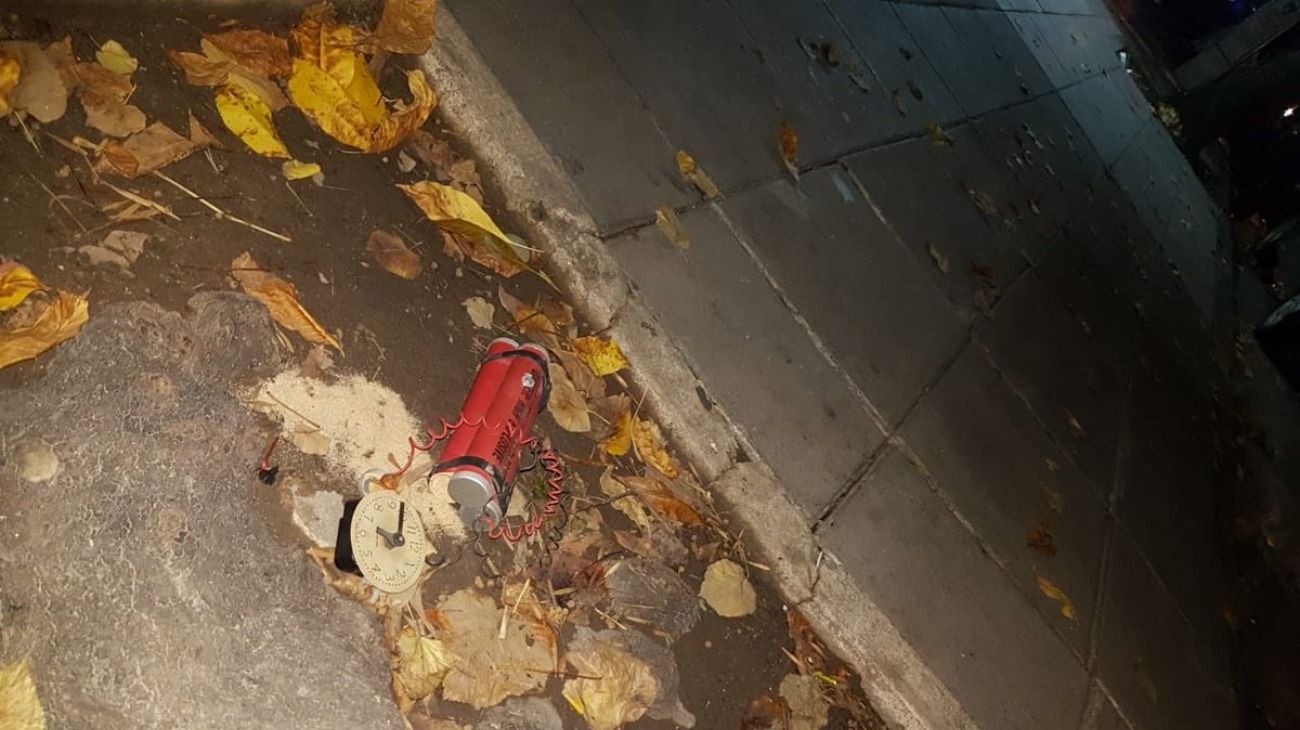 Pusieron un artefacto que simulaba una bomba en la casa de los hijos del fiscal Stornelli