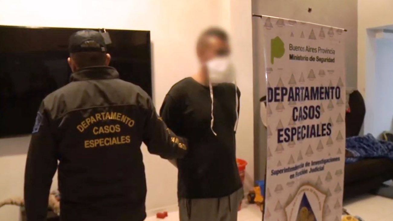 Cayó la banda de Baby: dólares, autos de alta gama y una vida de lujos