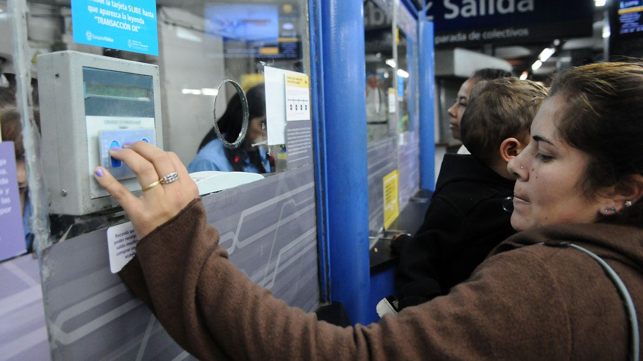 Marzo llega con seis aumentos y se recalienta la inflación