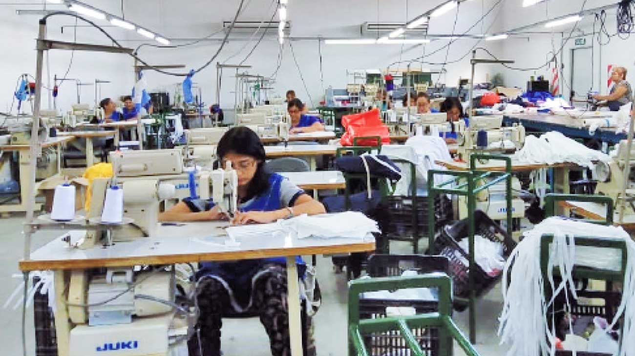 Deuda y trabajadoras informales