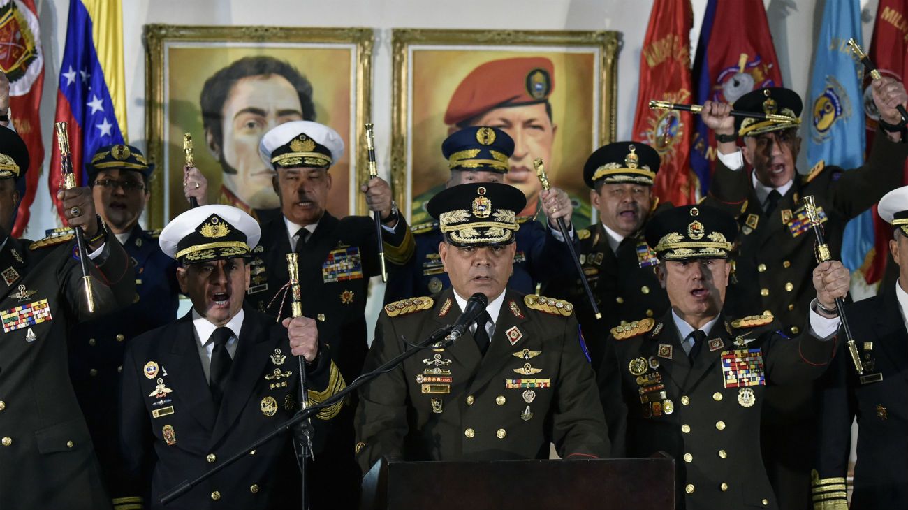 Especialista en seguridad advierte una posible guerra civil en Venezuela