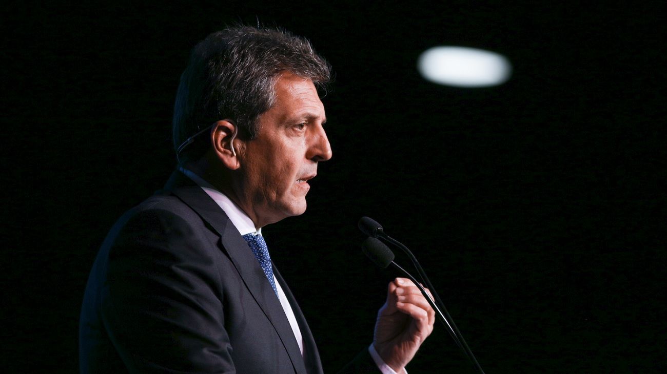 Otro dolor de cabeza para el Gobierno: la escalada inflacionaria licuará la devaluación post PASO