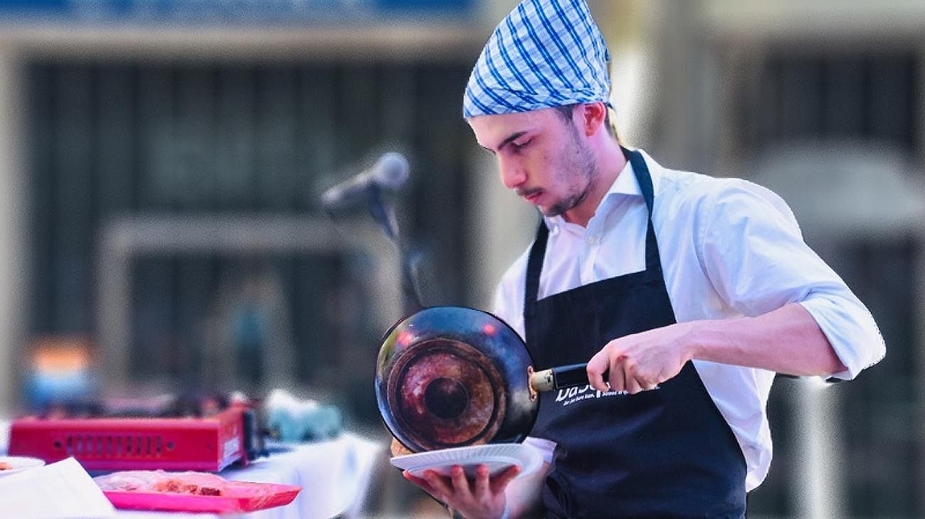 Este domingo 13, en la porteña Avenida de Mayo se realizará un festival y concurso gastronómico