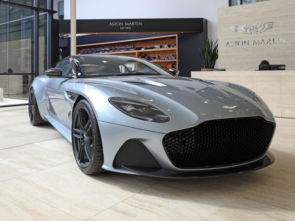 Un ingeniero kuwaití se hizo multimillonario gracias a "Aston Martin"