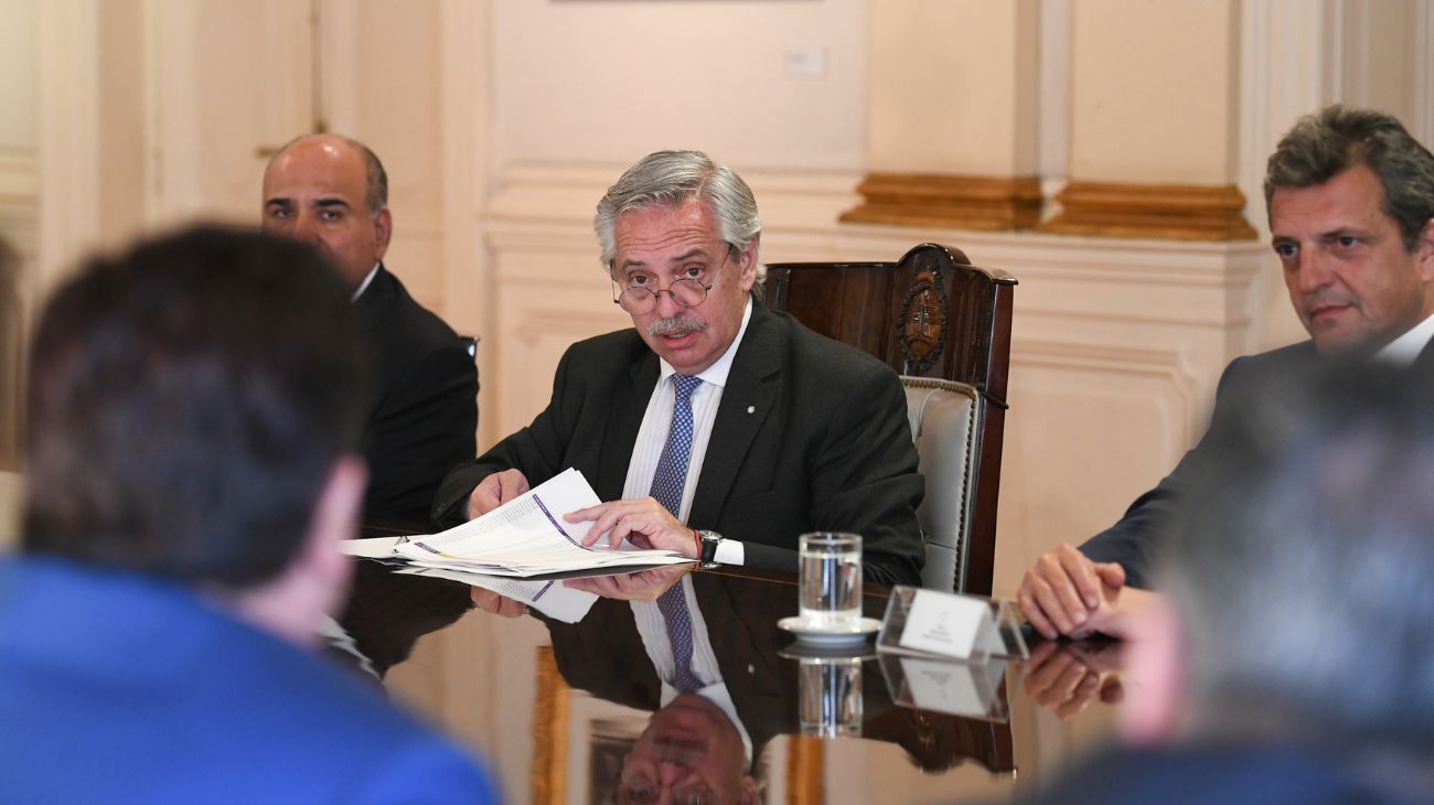 Después de un tiempo, el Gabinete se vuelve a reunir