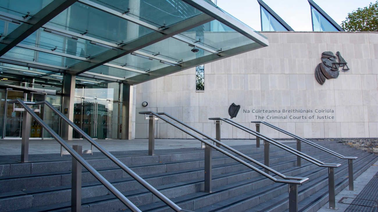 Tres hombres fueron detenidos por abusar de su hermana: la Justicia dijo que "aprendieron a violar de su padre"