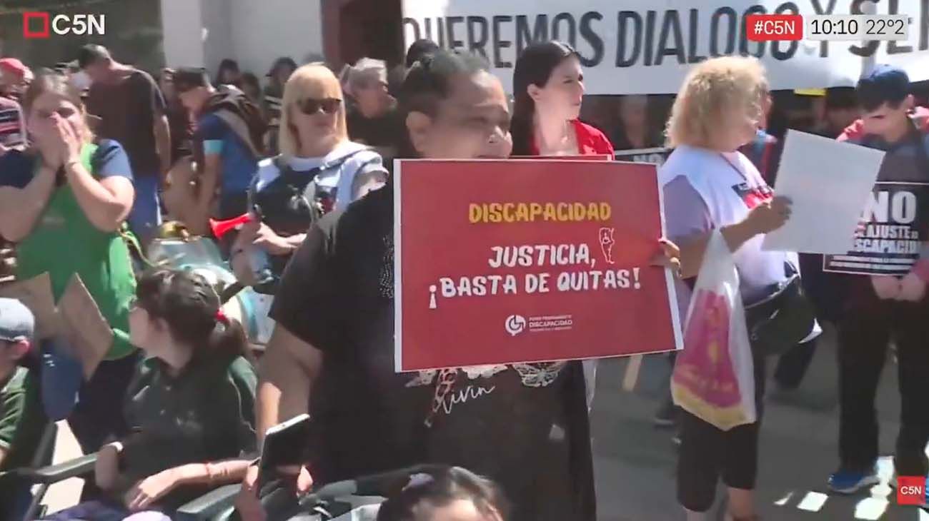 Sin esperar los resultados de la auditoría, darán de baja 177 mil pensiones por discapacidad