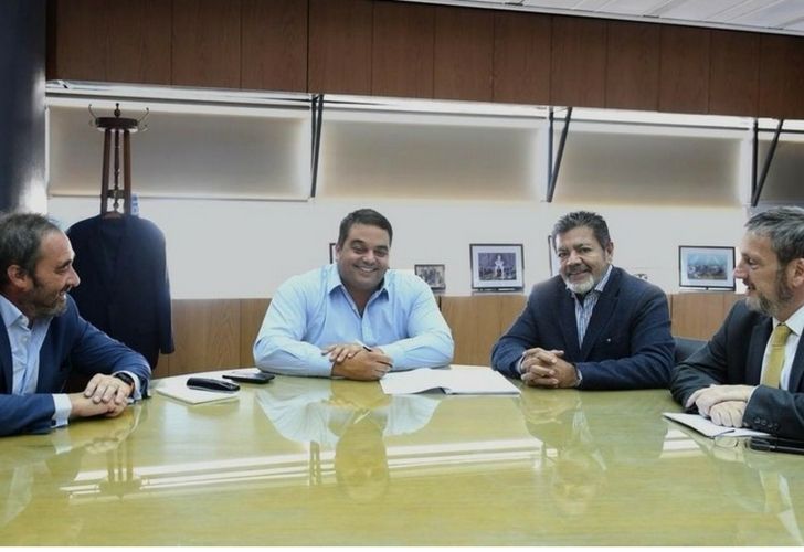 La UOCRA firmó un aumento del 15% con el Gobierno