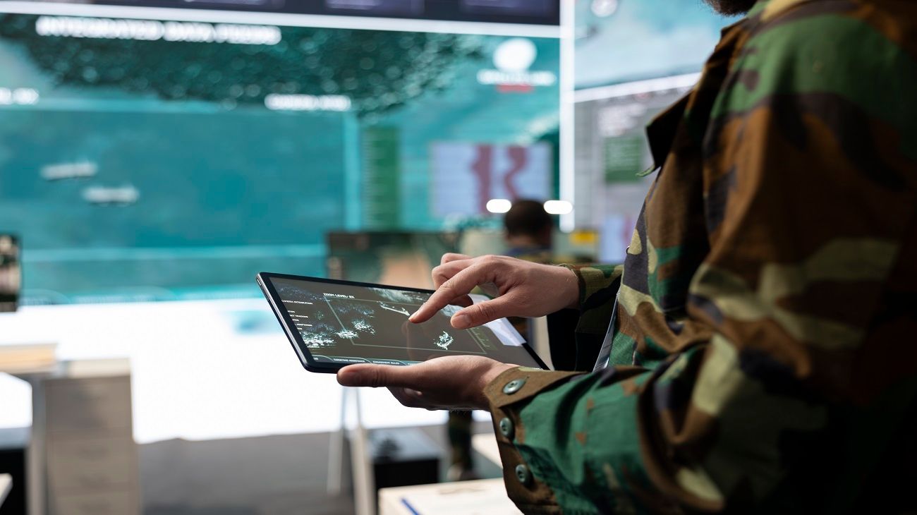 Se consolida la utilización de la inteligencia artificial como un “instrumento de distracción del enemigo” en la guerra