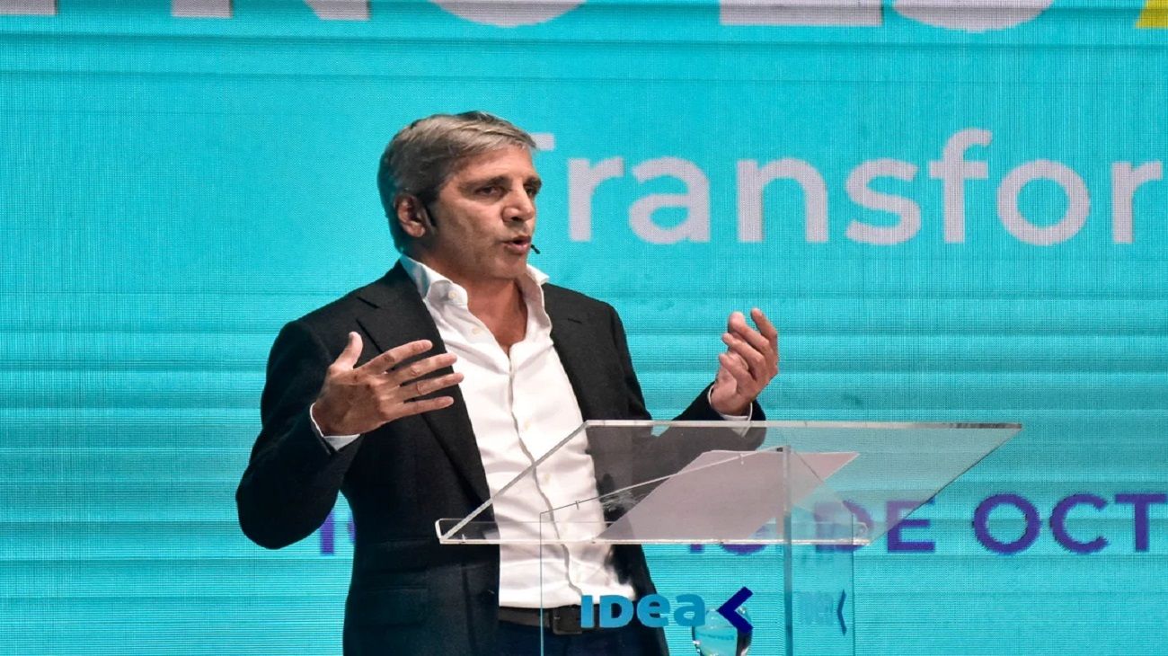 Luis Caputo negó un canje de deuda y afirmó que se pagarán vencimientos de bonos en US$4000 millones