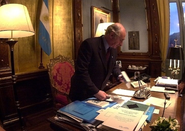 Por qué De la Rúa decidió renunciar en la mitad de su gobierno