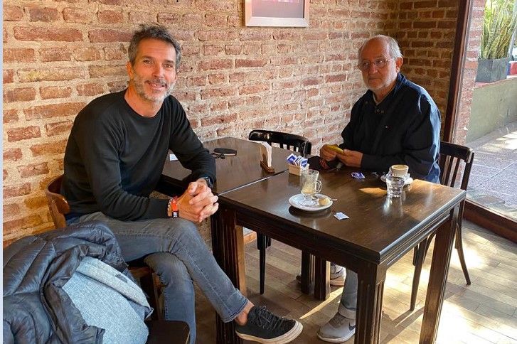 Un café incómodo…