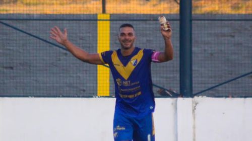 La muerte del futbolista Enzo Pittau impulsa dos proyectos de ley para el deporte amateur
