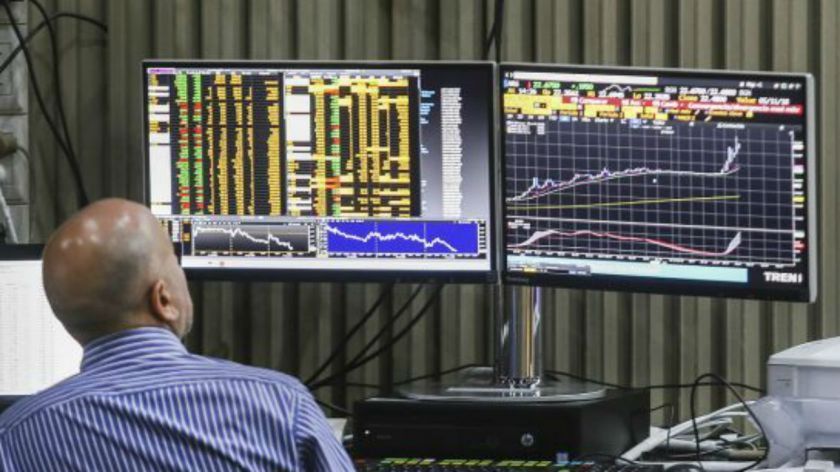 Analistas dicen que el cepo "recargado" devoró el efecto positivo del canje
