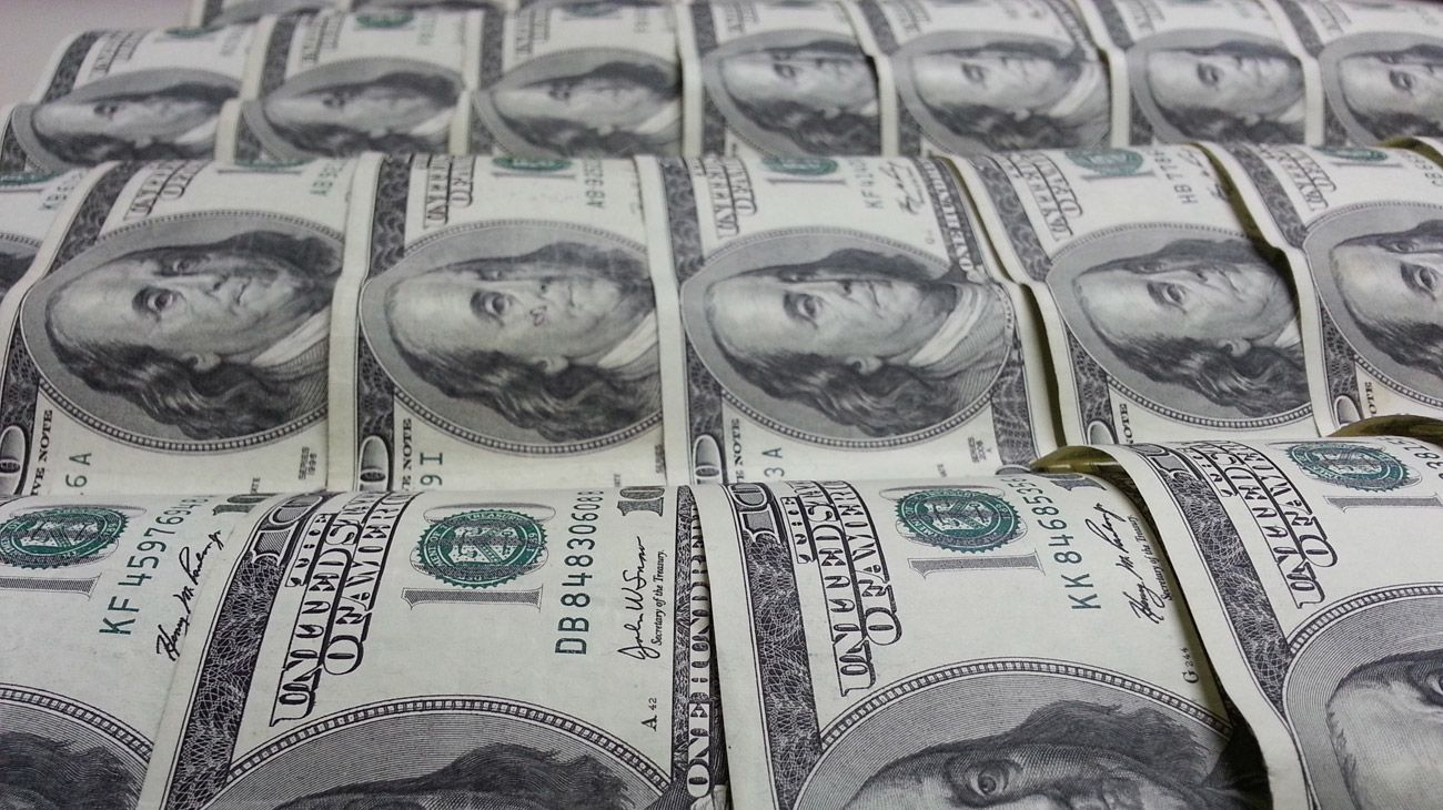 El dólar cotiza en alza y alcanza los $27,73