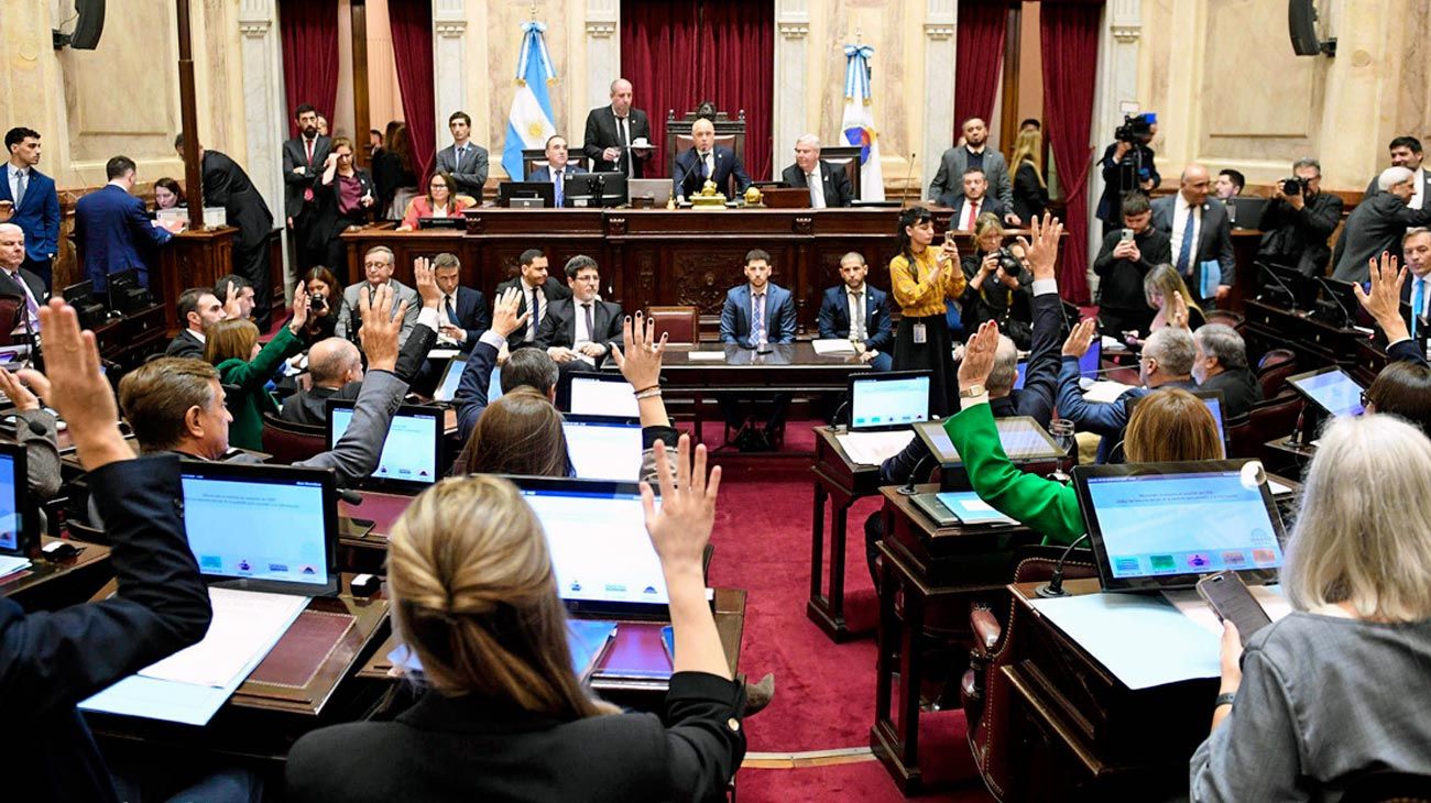 Un gobierno más solo