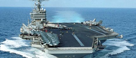 EE.UU. le "acerca" un portaaviones a las Coreas