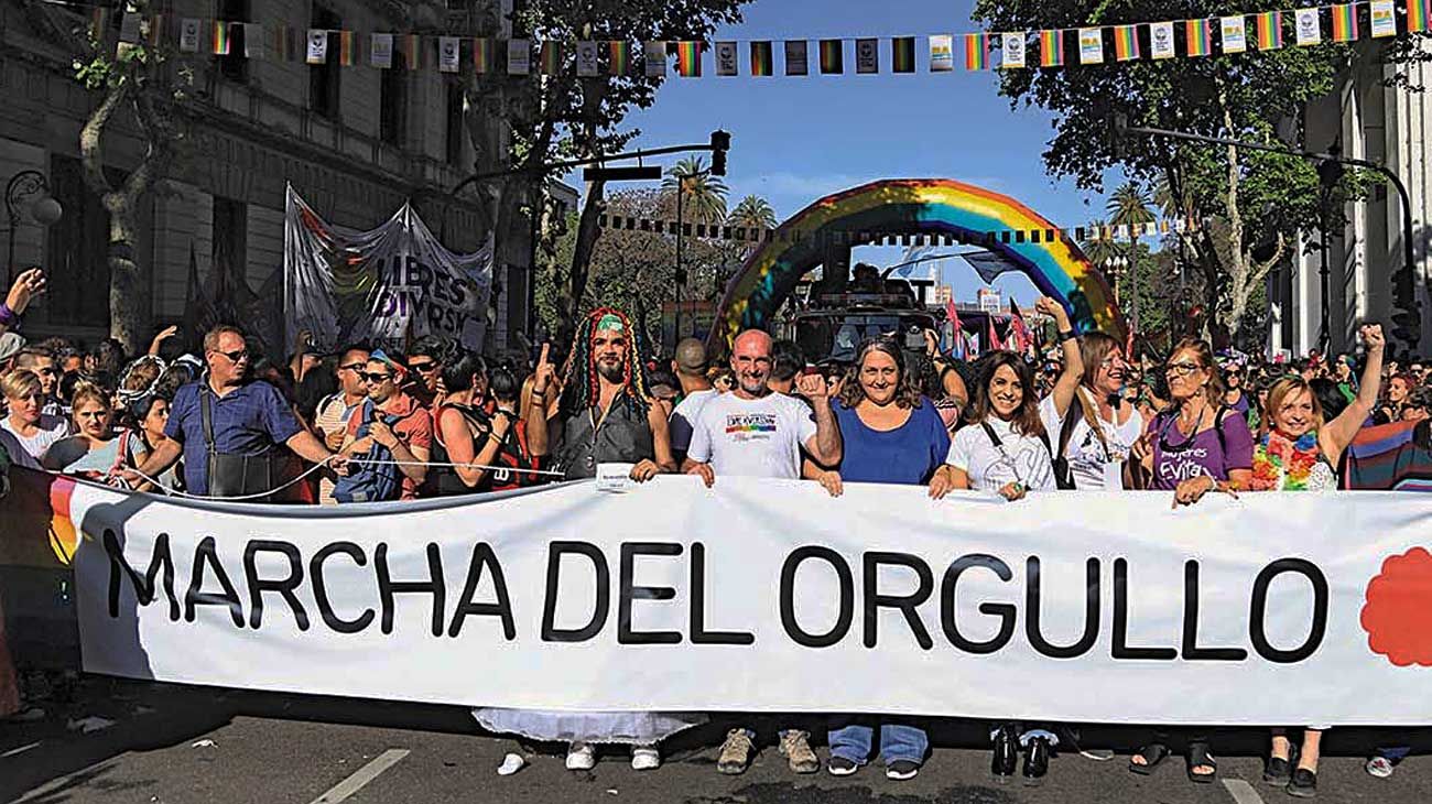 "Closet de cristal": el 25% de las personas LGBT+ teme perder su trabajo