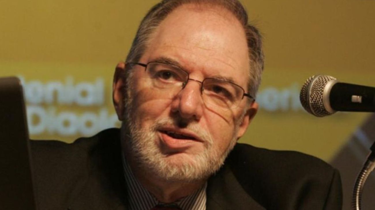 Claudio Loser: "Esta vez, en lugar de pasar el invierno, hay que pasar el verano"