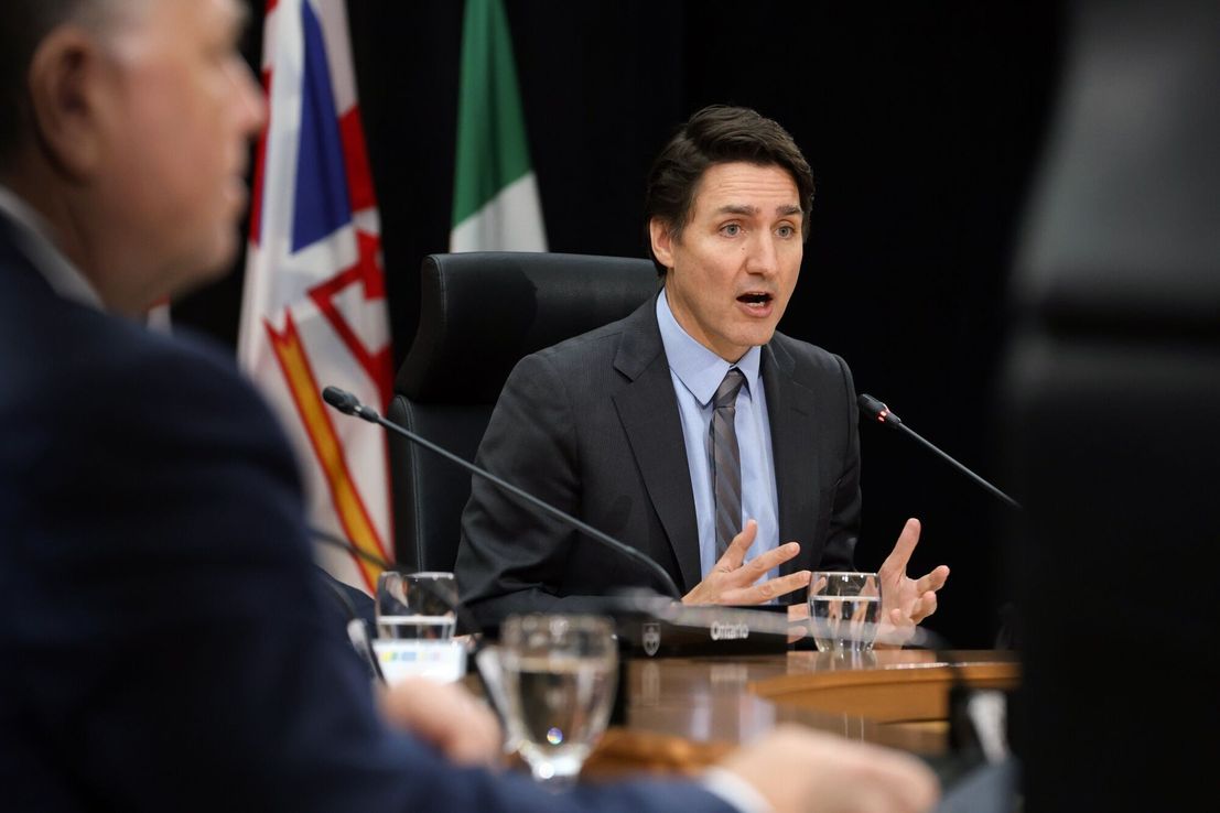 Justin Trudeau afirma que el golpe arancelario de Trump busca sembrar caos