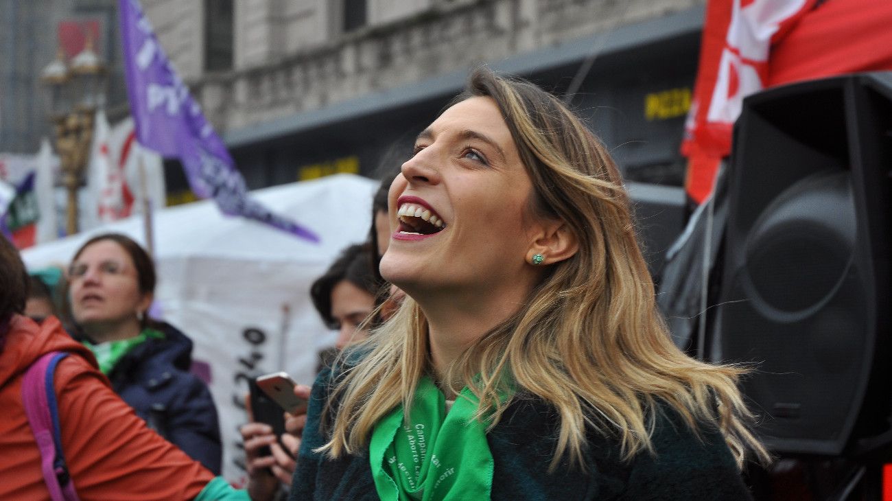 Manuela Castañeira enciende la interna de la izquierda: "Del Caño tuvo una actitud mezquina"