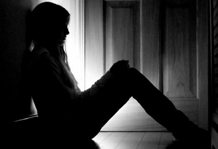 Abusó de las nietas de su pareja y lo condenan a trabajos comunitarios