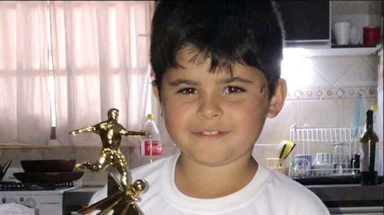 Gianluca: sospechan que sus padres podrían sacarlo ilegalmente del país rumbo a Brasil