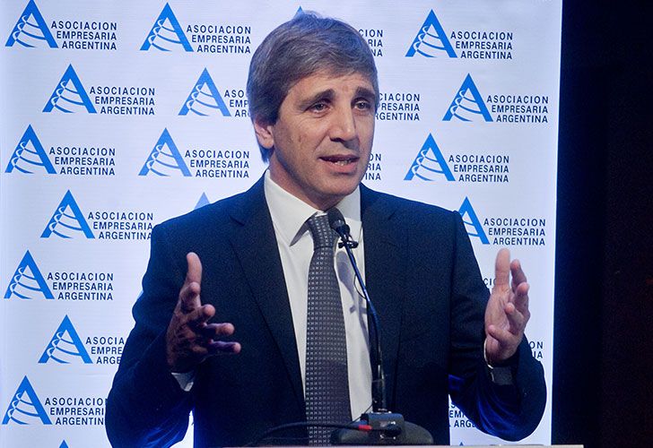 Denuncian a Caputo por presuntas irregularidades en la ANSES