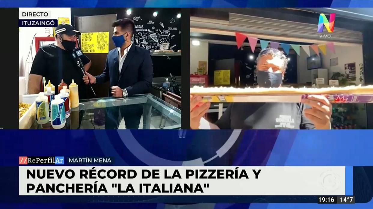 El pancho “Anaconda”: es el más grande de la Argentina y causa furor en Zona Oeste