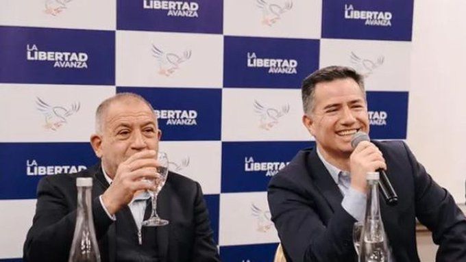 Encuestas y tensiones: los libertarios estudian un esquema sin De Loredo