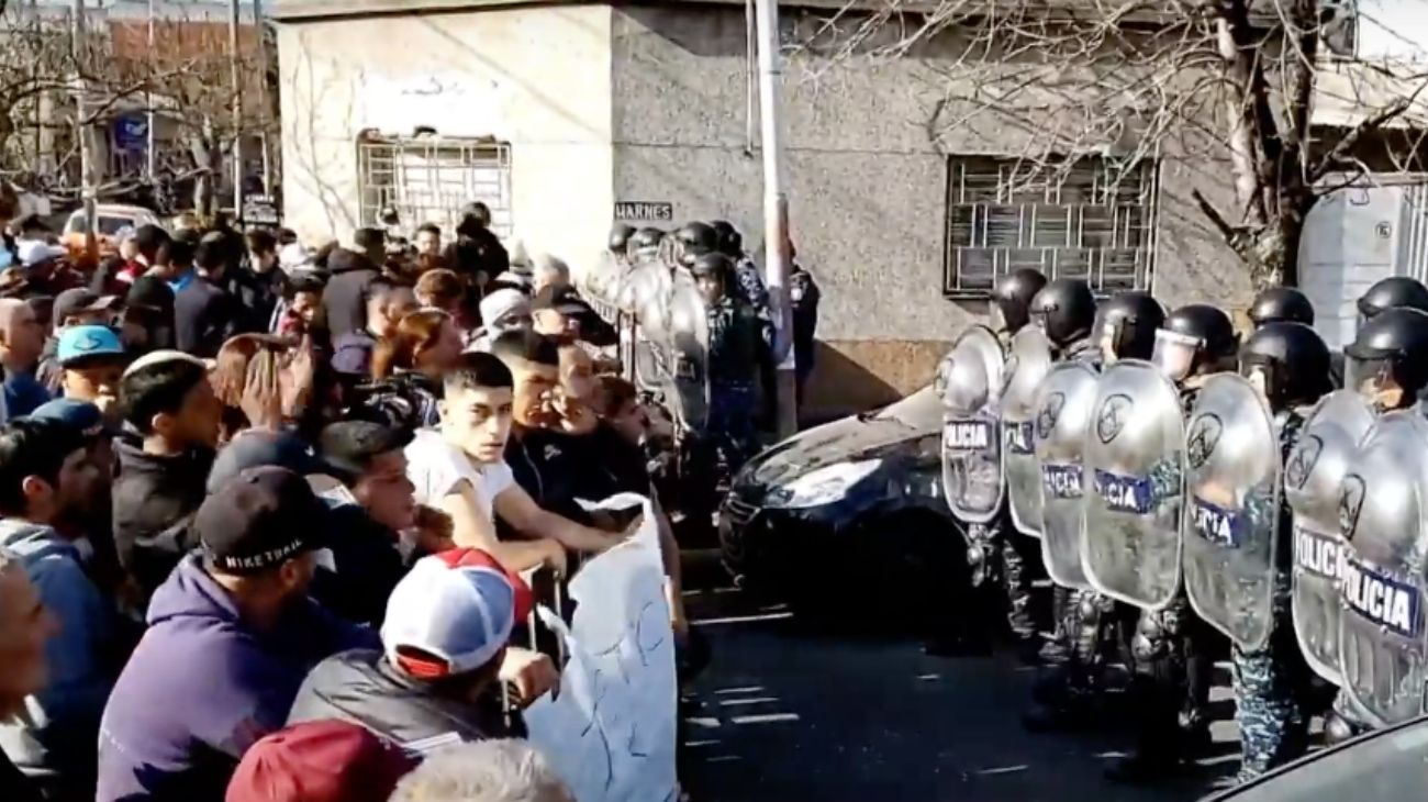 Anarquía y violencia, ¿profecías autocumplidas?