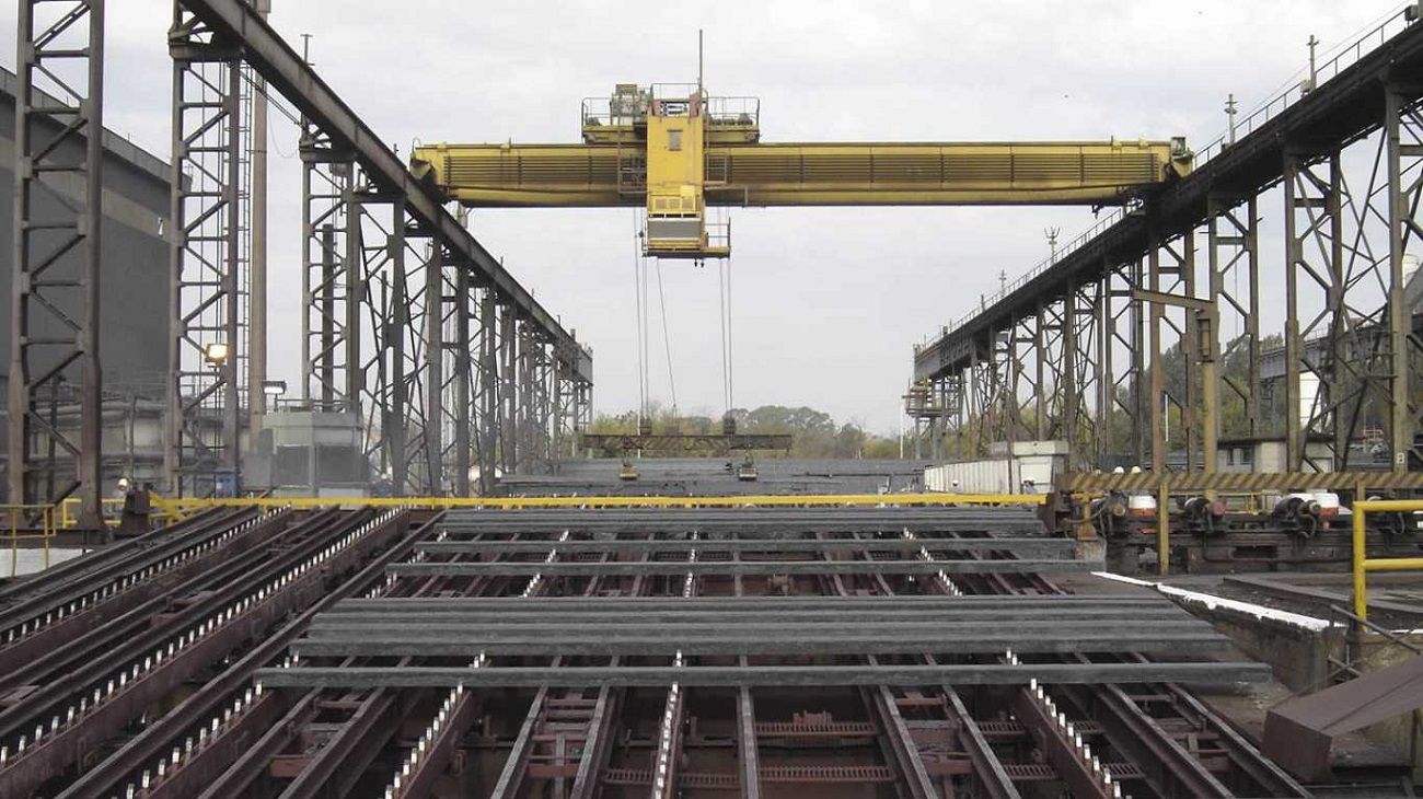 Acindar anunció que paralizará sus cuatro plantas en marzo por el desplome de ventas