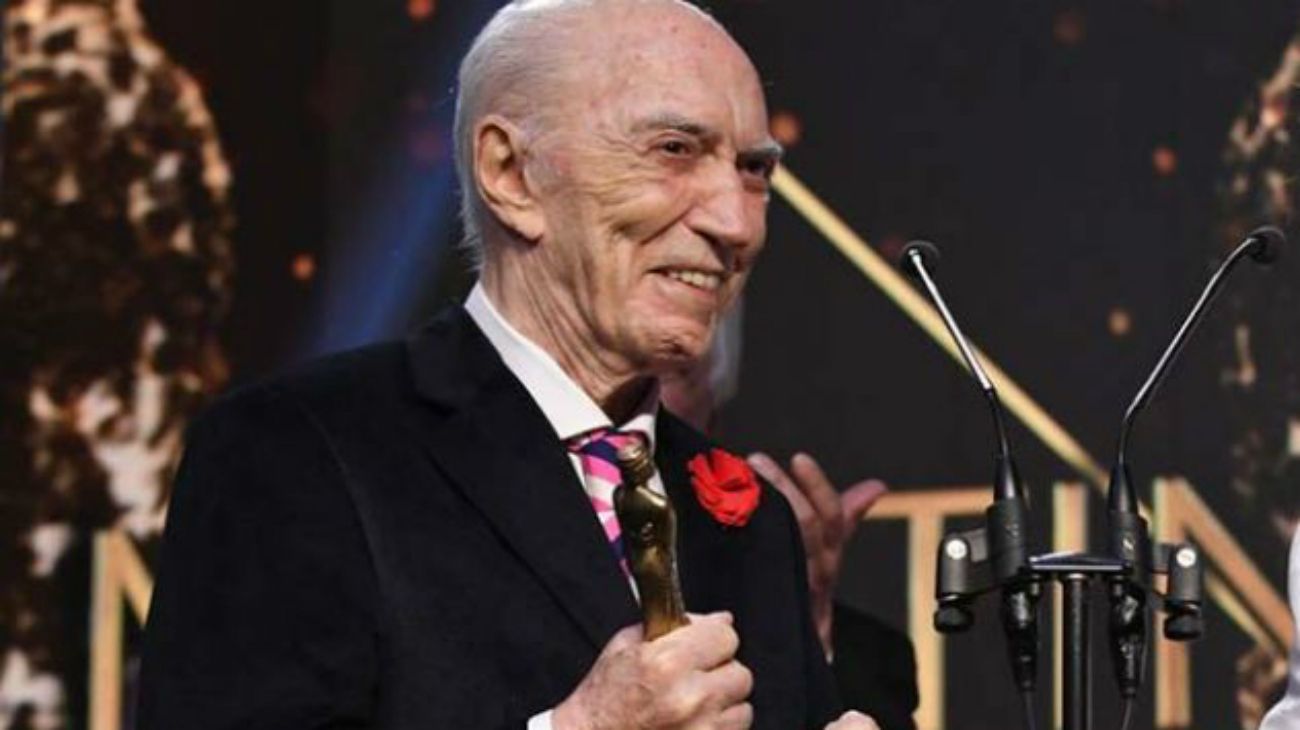 Cacho Fontana, una voz única: Odol pregunta, Fontana Show y otros hitos de los medios y su vida