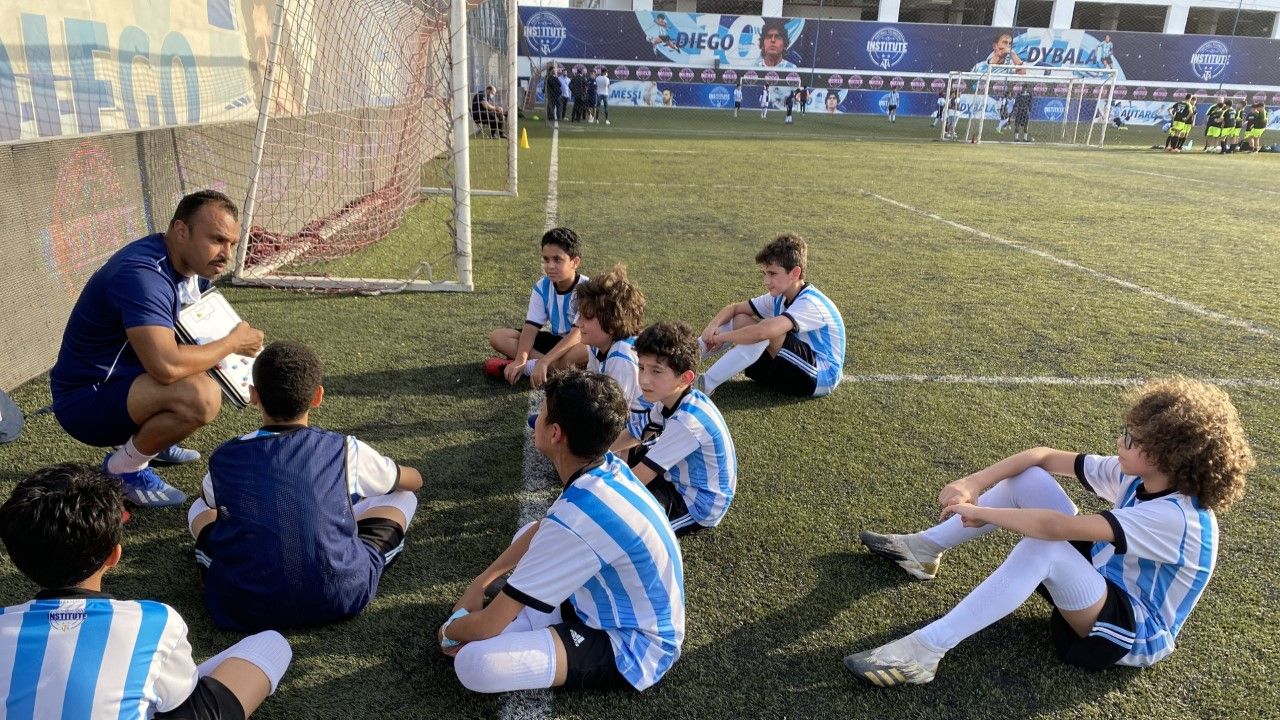 AFA podría abrir hasta 38 academias en Córdoba Capital