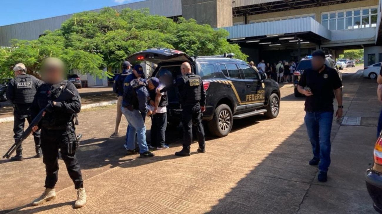 Extraditan a Brasil a un miembro de Bala Na Cara, una organización aliada del Primer Comando Capital