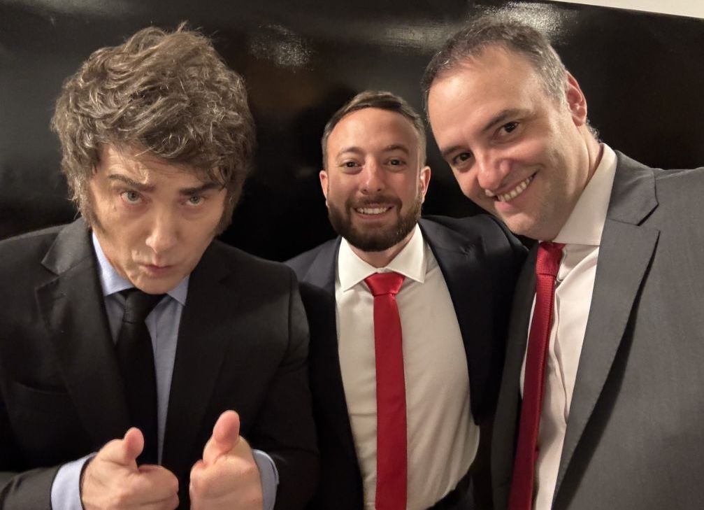 "A Milei le conviene abrazarse más con Luis Caputo y Bausili que con Laje y Nicolás Márquez"
