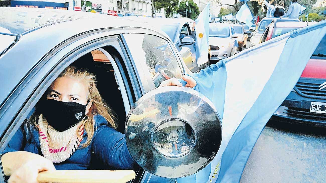 El terraplanismo como forma de la grieta política en la Argentina