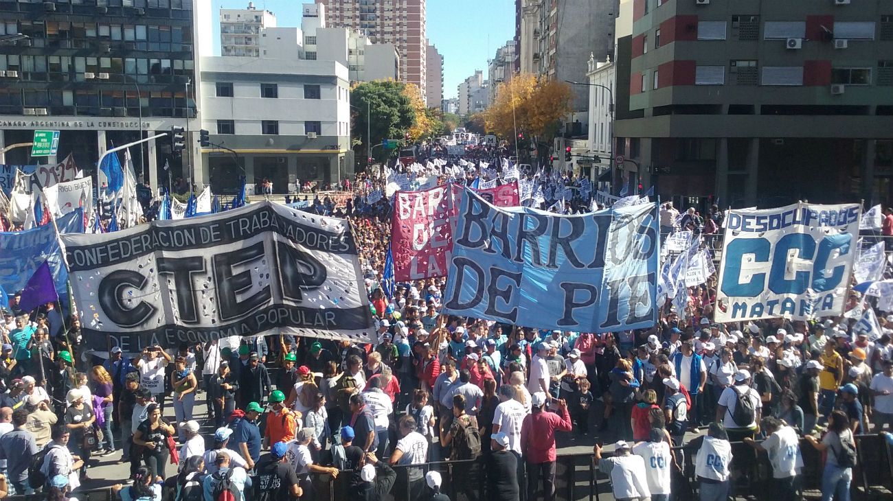Cuáles son los cortes de calles y marchas programadas para este jueves