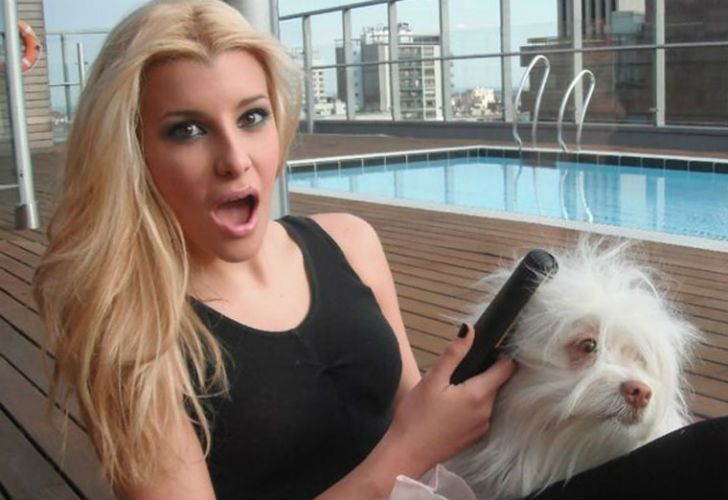 Cómo se construye el preciado look de Charlotte Caniggia