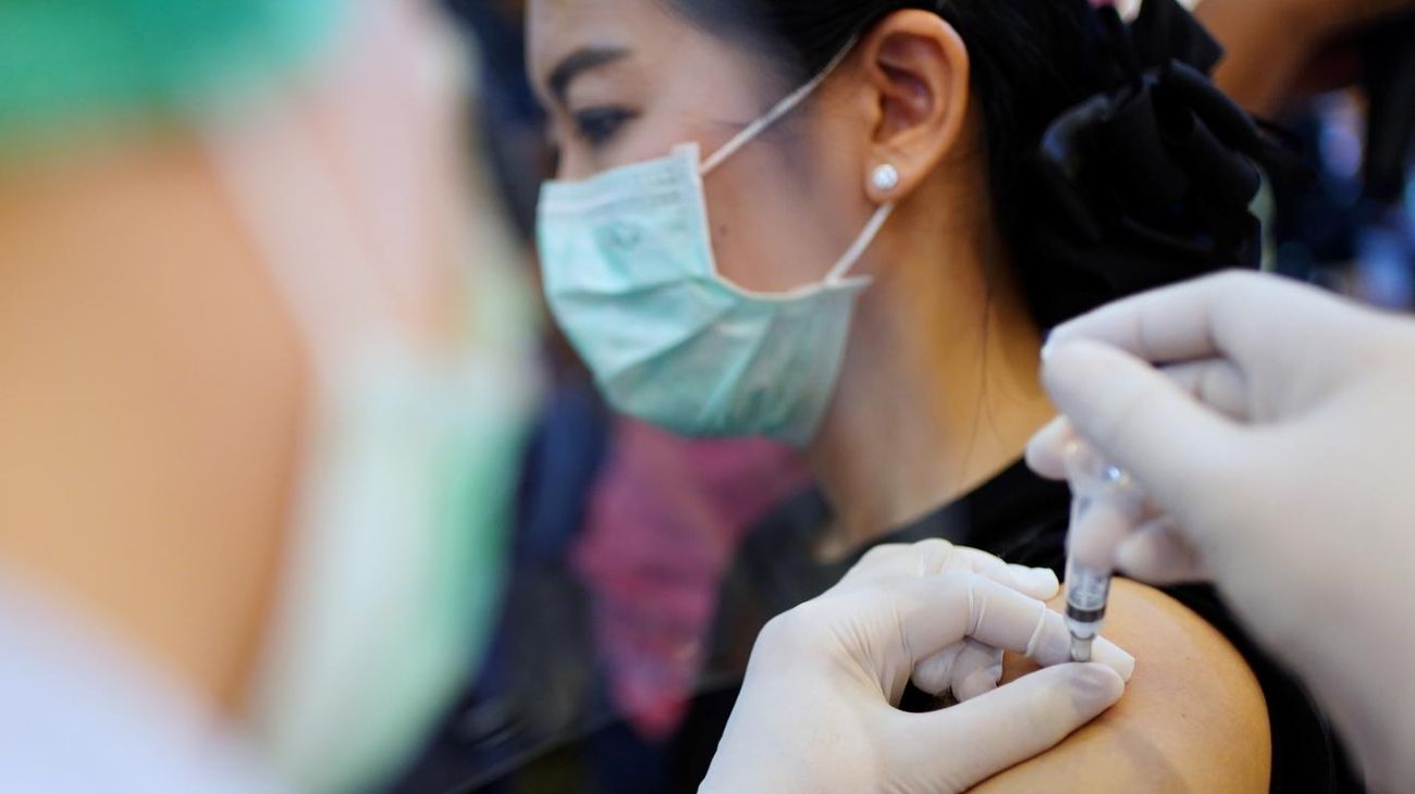 Tailandia suspendió el uso de la vacuna de AstraZeneca por problemas de "calidad"