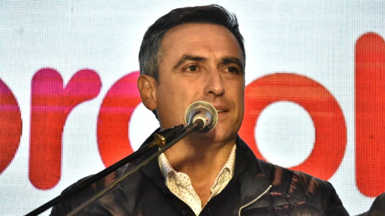 Ramón Mestre, abatido, reconoció la derrota y se mostró autocrítico: "Me hago cargo y pido disculpas"