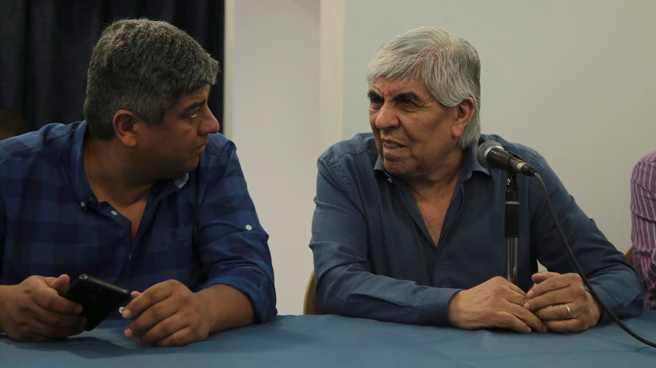 Desafiantes, los Moyano apuntaron al Gobierno
