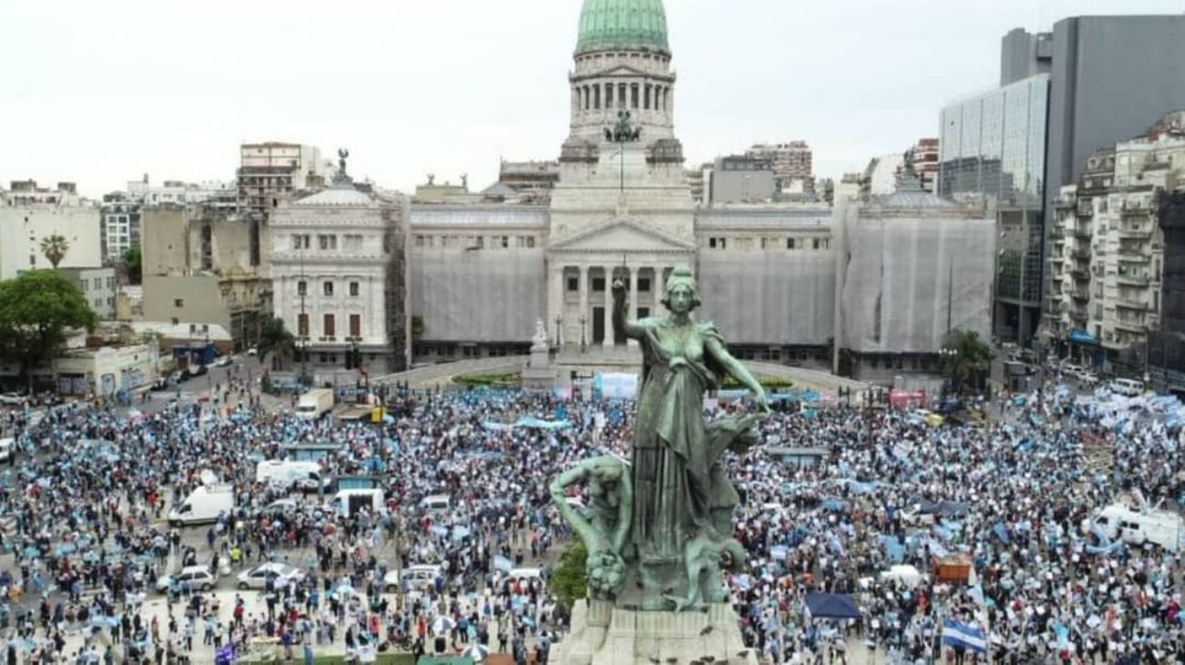 El debate del aborto es "completamente inoportuno", afirmó pastor evangélico
