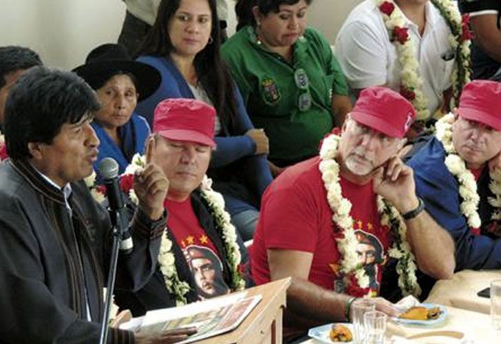 Evo Morales homenajeó al Che Guevara, a 48 años de su muerte