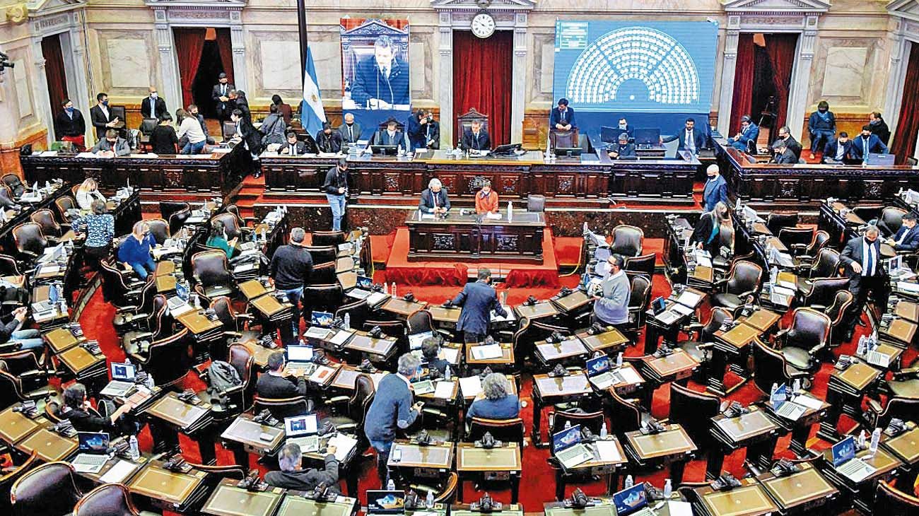En Diputados sostienen que el protocolo de sesiones virtuales "sigue plenamente vigente"