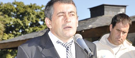 Renunció el intendente acusado de "timbearse" la recaudación