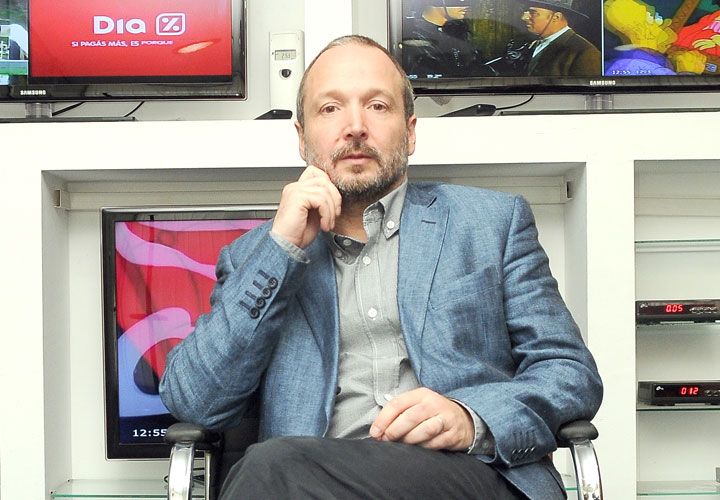 El Gobierno, furioso con el plan de Clarín para donar Cablevisión