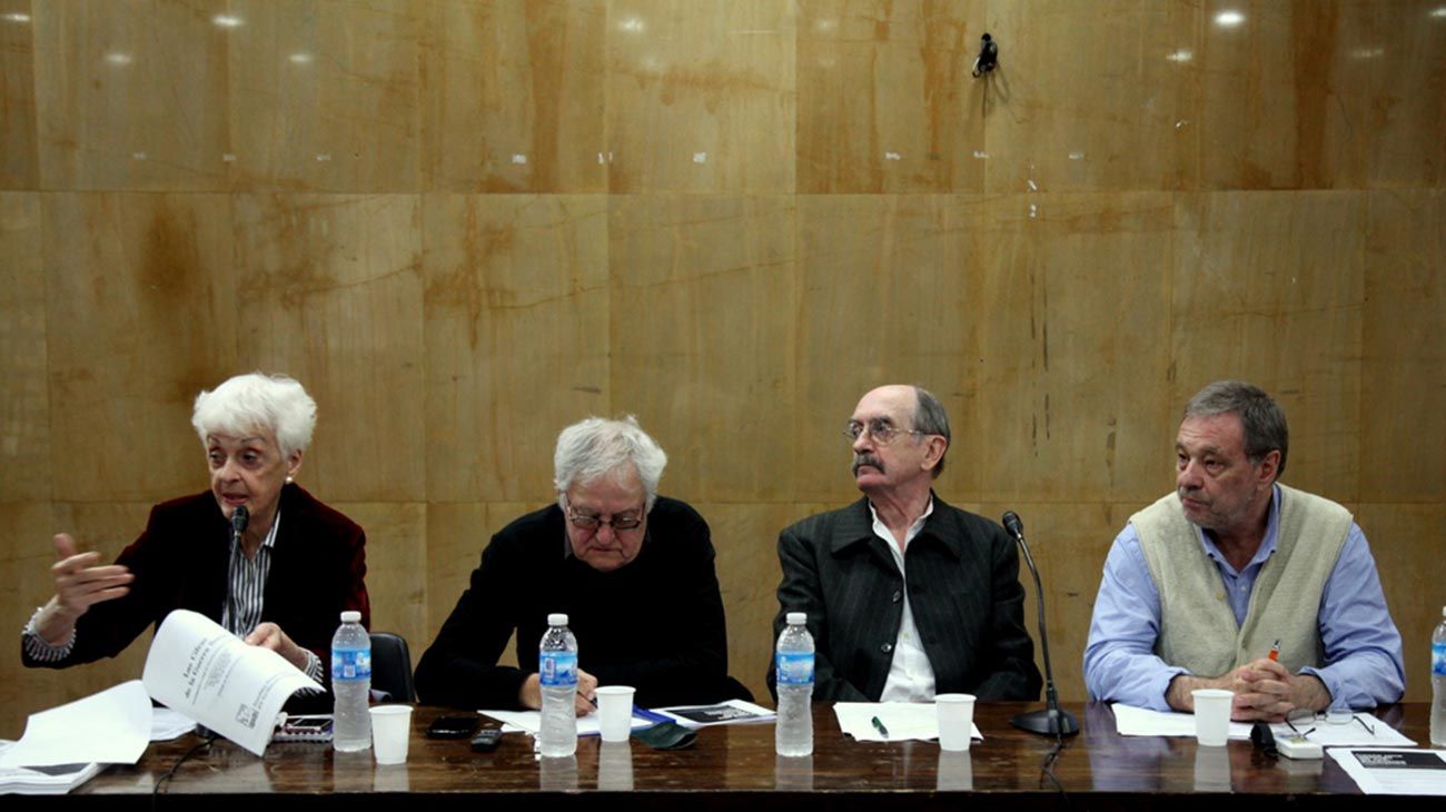 'La Mesa', el lugar de discusión sobre DDHH, democracia y sociedad llegó a la web