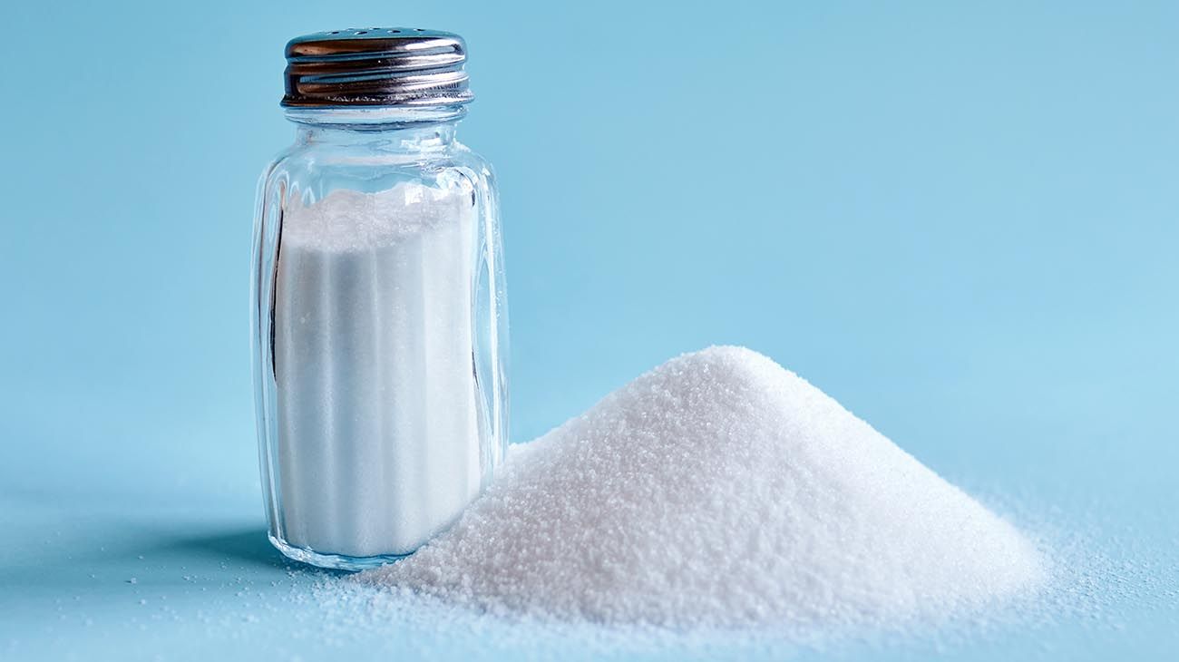 Detectan fragmentos de plásticos en la sal fina marina que se consume en Argentina