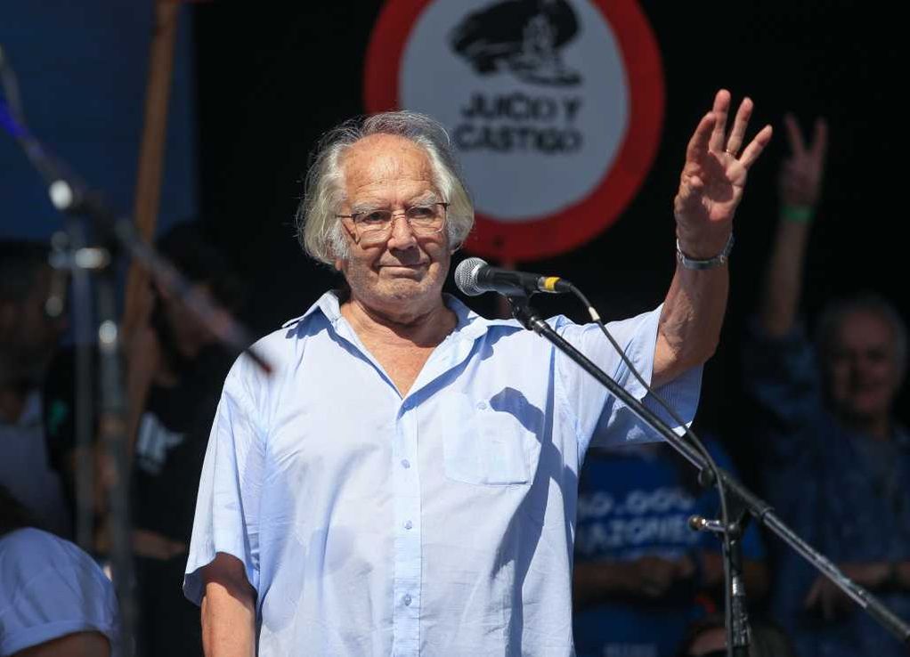 Adolfo Pérez Esquivel: "Hay que tratar con humanidad a los que cometieron crímenes"